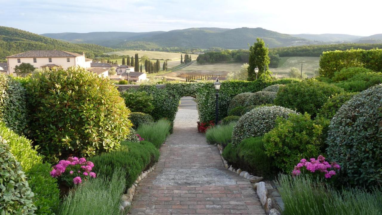 La Bagnaia Golf Resort Exterior photo